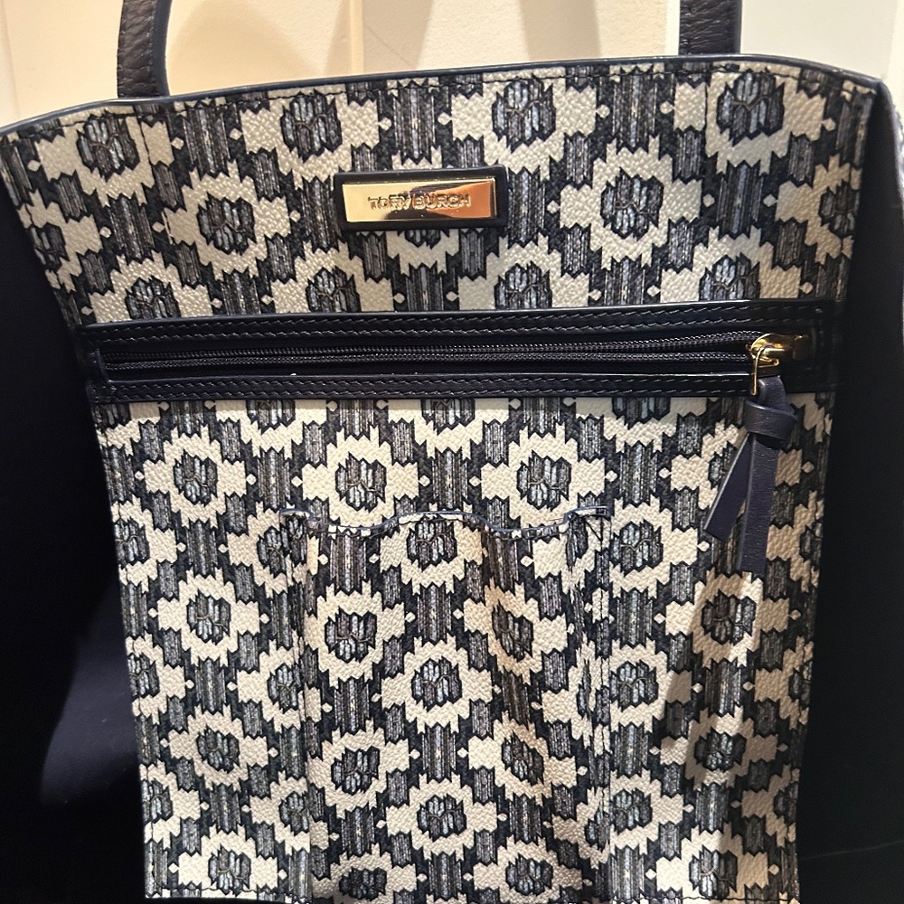Tory Burch Tote - Picture 2 of 4